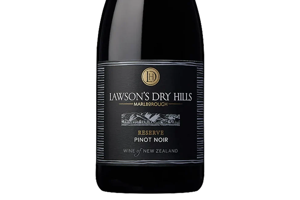 Lawsons Dry Hills Pinot Noir 2017